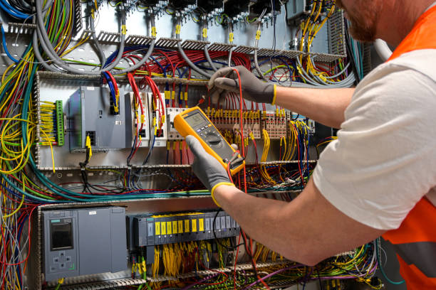 Best Electrical Installation Contractor  in Country Club Hls, IL